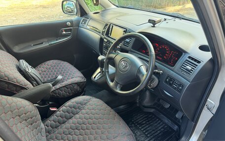 Toyota Corolla Spacio II, 2003 год, 699 000 рублей, 26 фотография