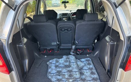 Toyota Corolla Spacio II, 2003 год, 699 000 рублей, 39 фотография