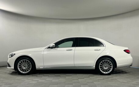 Mercedes-Benz E-Класс, 2023 год, 5 399 000 рублей, 3 фотография