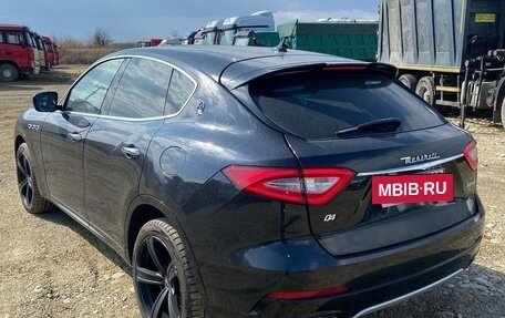 Maserati Levante I, 2017 год, 4 499 000 рублей, 6 фотография