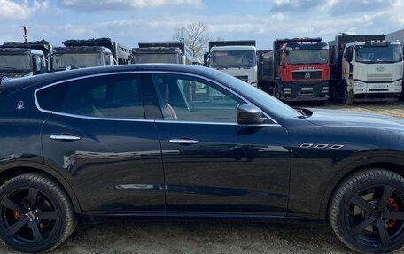 Maserati Levante I, 2017 год, 4 499 000 рублей, 8 фотография