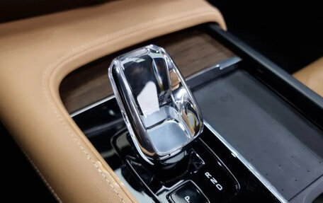 Volvo S90 II рестайлинг, 2022 год, 3 050 596 рублей, 7 фотография