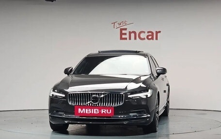 Volvo S90 II рестайлинг, 2022 год, 3 050 596 рублей, 2 фотография