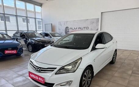 Hyundai Solaris II рестайлинг, 2015 год, 1 180 000 рублей, 1 фотография