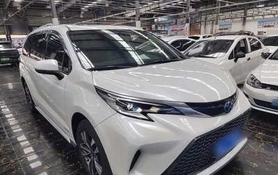 Toyota Granvia, 2023 год, 4 600 000 рублей, 1 фотография