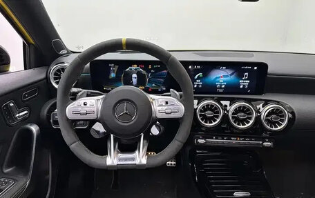 Mercedes-Benz A-Класс AMG, 2022 год, 3 790 000 рублей, 15 фотография