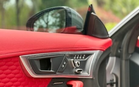 Jaguar F-Type I рестайлинг 2, 2022 год, 3 750 000 рублей, 9 фотография