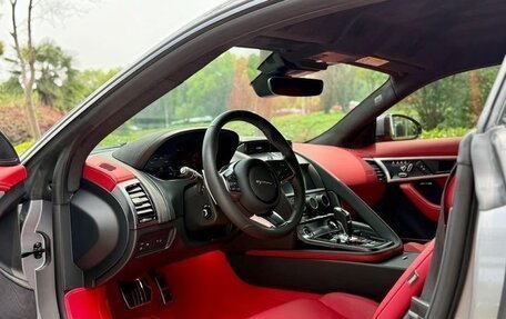 Jaguar F-Type I рестайлинг 2, 2022 год, 3 750 000 рублей, 7 фотография