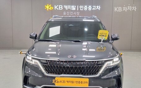 KIA Carnival, 2021 год, 2 390 000 рублей, 2 фотография