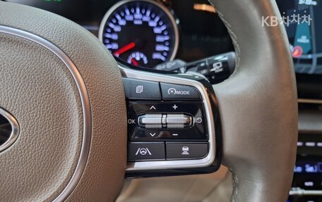 KIA Carnival, 2021 год, 2 390 000 рублей, 11 фотография
