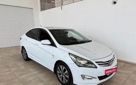 Hyundai Solaris II рестайлинг, 2015 год, 1 180 000 рублей, 2 фотография