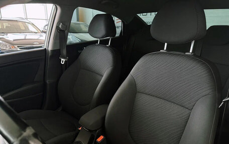 Hyundai Solaris II рестайлинг, 2015 год, 1 180 000 рублей, 20 фотография