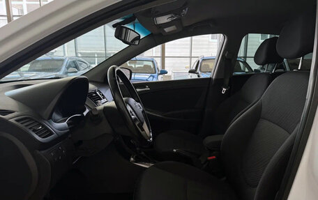 Hyundai Solaris II рестайлинг, 2015 год, 1 180 000 рублей, 22 фотография