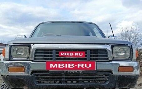 Toyota Hilux VI, 1989 год, 700 000 рублей, 2 фотография