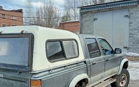 Toyota Hilux VI, 1989 год, 700 000 рублей, 5 фотография