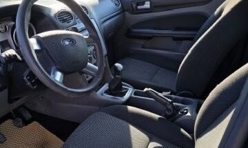 Ford Focus II рестайлинг, 2010 год, 650 000 рублей, 13 фотография