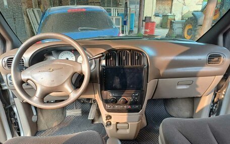 Chrysler Voyager IV, 2002 год, 440 000 рублей, 8 фотография