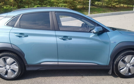 Hyundai Kona I, 2020 год, 2 200 000 рублей, 4 фотография