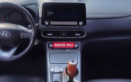 Hyundai Kona I, 2020 год, 2 200 000 рублей, 13 фотография