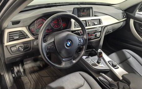 BMW 3 серия, 2017 год, 2 290 000 рублей, 12 фотография