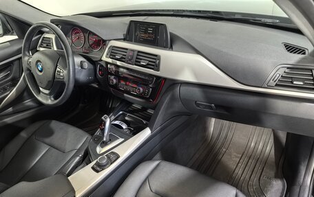 BMW 3 серия, 2017 год, 2 290 000 рублей, 16 фотография