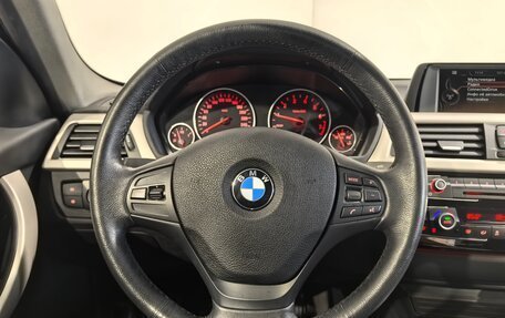 BMW 3 серия, 2017 год, 2 290 000 рублей, 18 фотография
