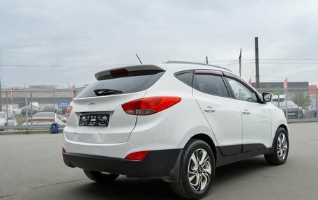 Hyundai ix35 I рестайлинг, 2011 год, 700 000 рублей, 5 фотография