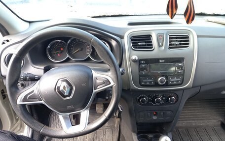 Renault Logan II, 2019 год, 650 000 рублей, 9 фотография