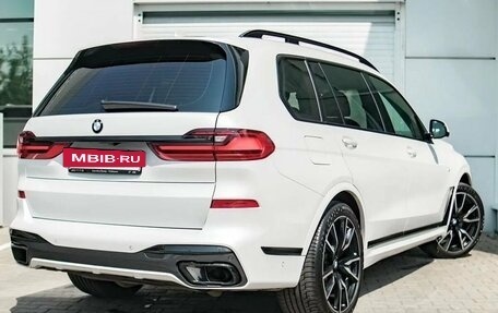 BMW X7, 2021 год, 8 888 000 рублей, 2 фотография