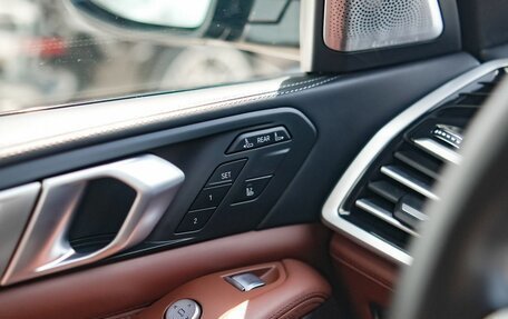 BMW X7, 2021 год, 8 888 000 рублей, 14 фотография