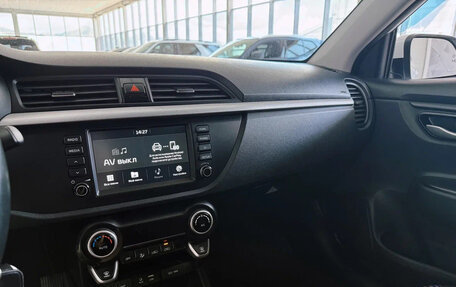 KIA Rio IV, 2018 год, 1 600 000 рублей, 12 фотография