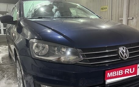 Volkswagen Polo VI (EU Market), 2015 год, 1 050 000 рублей, 2 фотография