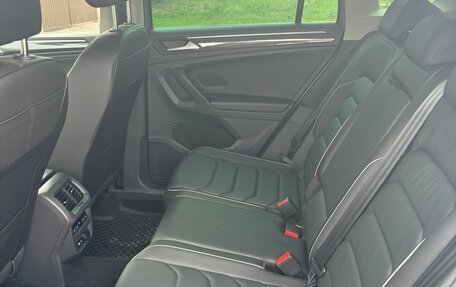 Volkswagen Tiguan II, 2021 год, 3 795 000 рублей, 22 фотография