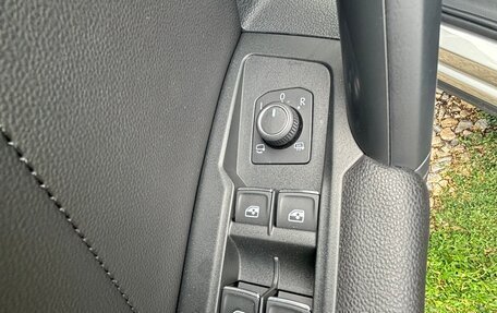 Volkswagen Tiguan II, 2021 год, 3 795 000 рублей, 25 фотография