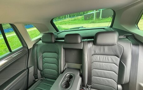 Volkswagen Tiguan II, 2021 год, 3 795 000 рублей, 24 фотография