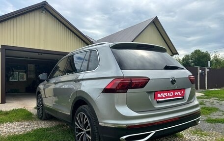 Volkswagen Tiguan II, 2021 год, 3 795 000 рублей, 9 фотография