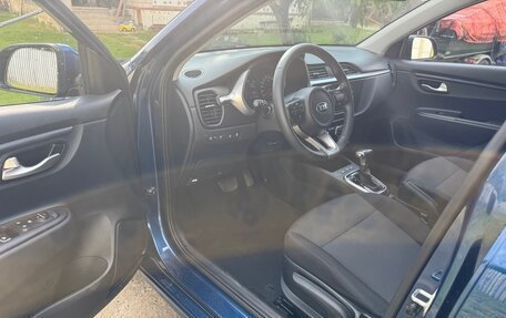 KIA Rio IV, 2021 год, 1 490 000 рублей, 9 фотография