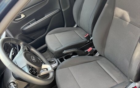 KIA Rio IV, 2021 год, 1 490 000 рублей, 10 фотография
