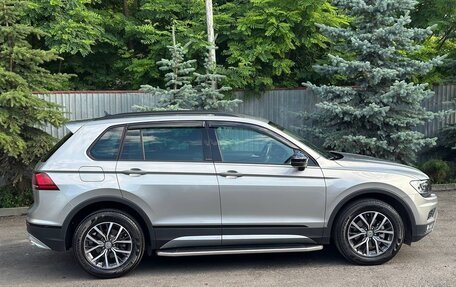 Volkswagen Tiguan II, 2019 год, 3 500 000 рублей, 6 фотография