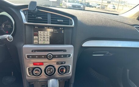 Citroen C4 II рестайлинг, 2018 год, 1 249 000 рублей, 10 фотография