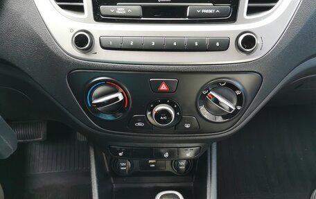 Hyundai Solaris II рестайлинг, 2021 год, 1 850 000 рублей, 4 фотография