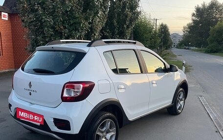 Renault Sandero II рестайлинг, 2019 год, 940 000 рублей, 3 фотография