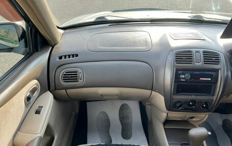 Mazda Familia, 2002 год, 399 999 рублей, 17 фотография
