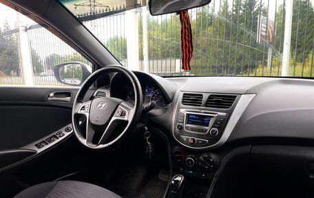 Hyundai Solaris II рестайлинг, 2015 год, 1 179 000 рублей, 9 фотография