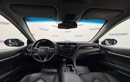 Toyota Camry, 2020 год, 2 750 000 рублей, 9 фотография