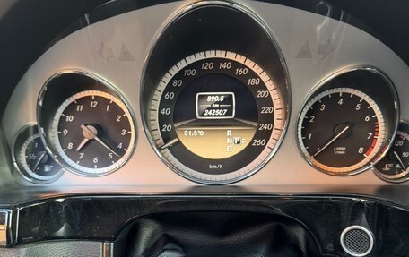 Mercedes-Benz E-Класс, 2011 год, 1 750 000 рублей, 12 фотография