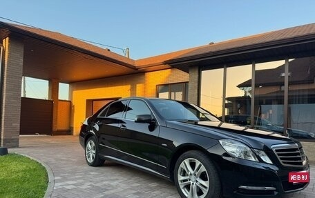 Mercedes-Benz E-Класс, 2011 год, 1 750 000 рублей, 5 фотография