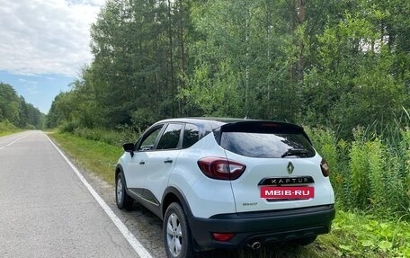 Renault Kaptur I рестайлинг, 2018 год, 1 300 000 рублей, 4 фотография