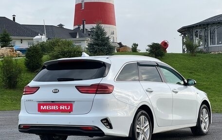 KIA cee'd III, 2021 год, 1 980 000 рублей, 2 фотография