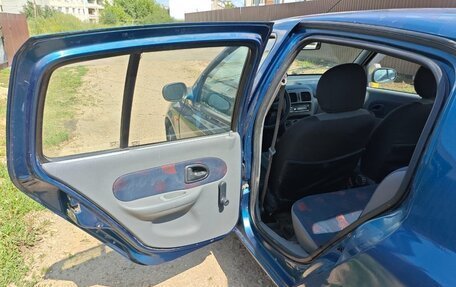 Renault Clio III, 2000 год, 167 000 рублей, 4 фотография